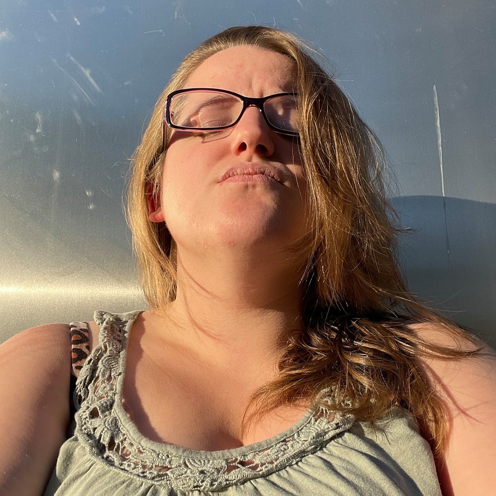 Meet your Posher, Sara